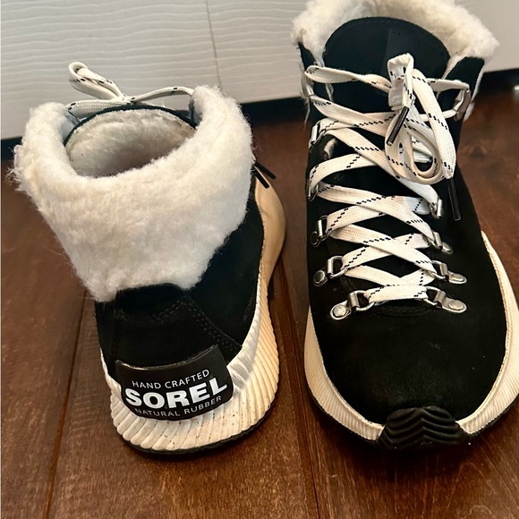 Sorel Out N' About III Conquest Waterproof Suede Fleece Lining Boot (Women) 9 - Picture 6 of 8